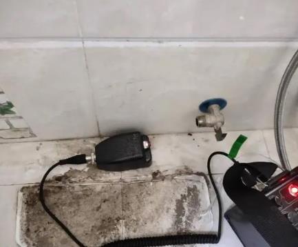 南安屋顶漏水维修公司分享下卫生间漏水的危害及解决方法